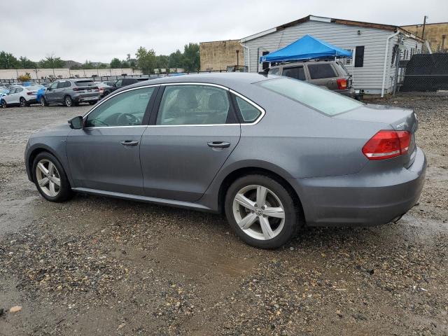 2015 VOLKSWAGEN PASSAT S - 1VWAS7A33FC122193