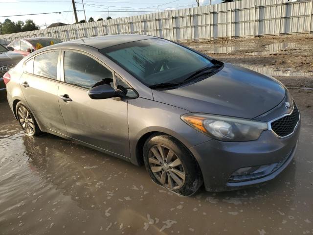 VIN KNAFX4A68G5440901 2016 KIA Forte, LX no.4