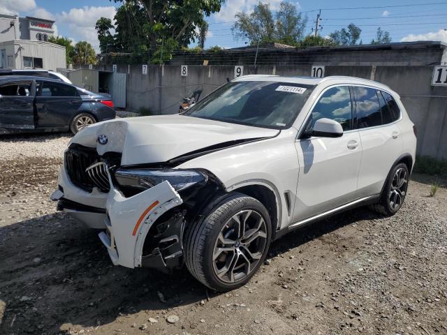 VIN 5UXCR4C02P9N92883 2023 BMW X5 no.1