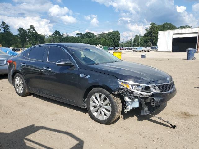 VIN 5XXGT4L33JG259729 2018 KIA Optima, LX no.4