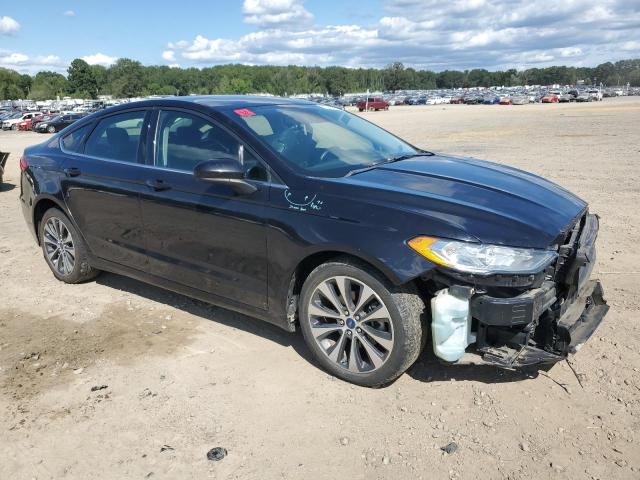 VIN 3FA6P0T96KR253199 2019 Ford Fusion, SE no.4