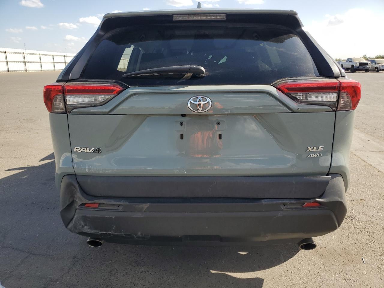 Lot #2844899876 2021 TOYOTA RAV4 XLE