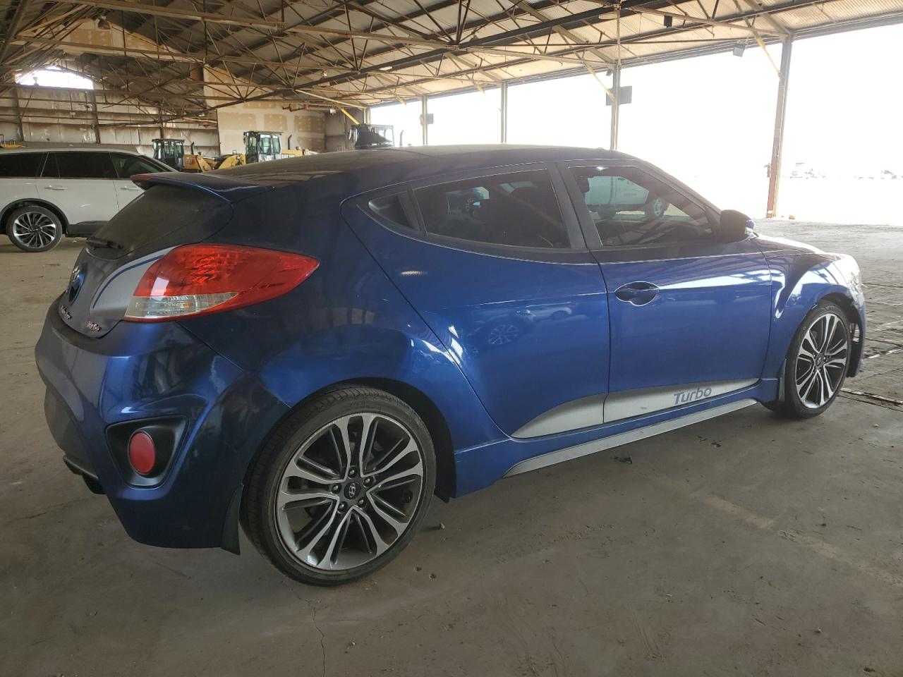 Lot #2840882303 2016 HYUNDAI VELOSTER T