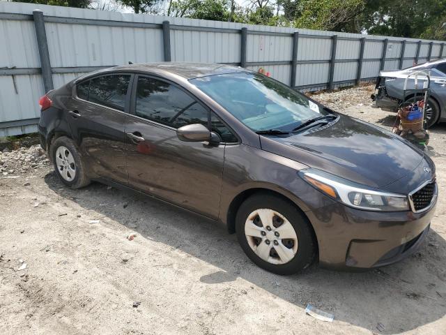 VIN 3KPFK4A7XJE219869 2018 KIA Forte, LX no.4