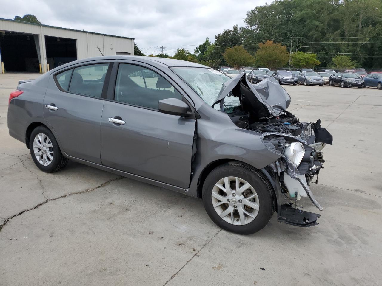 Lot #2921523757 2017 NISSAN VERSA S