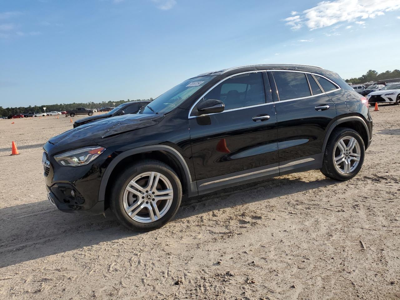 Mercedes-Benz GLA-Class 2021 GLA250