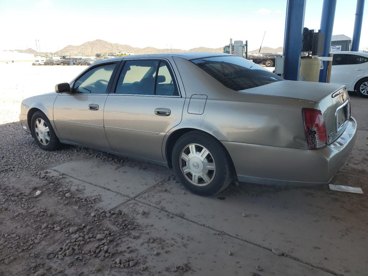 Lot #2955599708 2004 CADILLAC DEVILLE