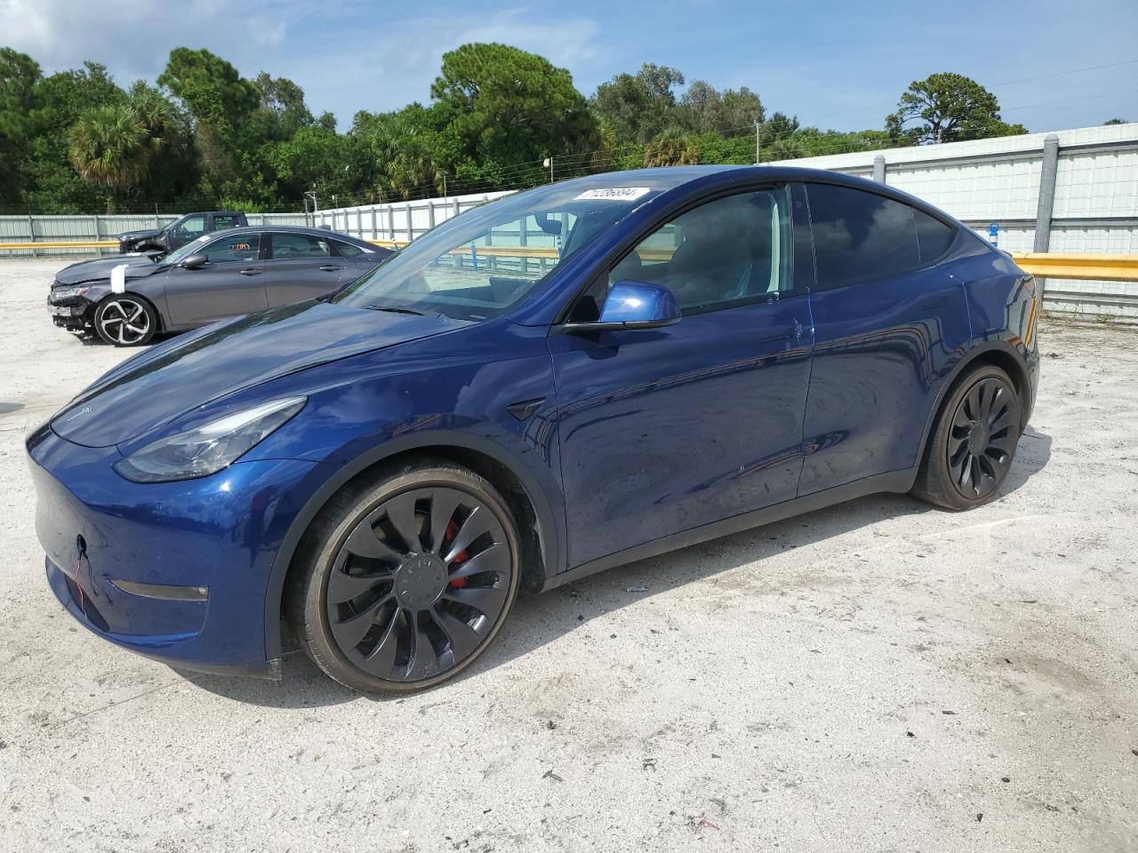 Tesla Model Y 2022 