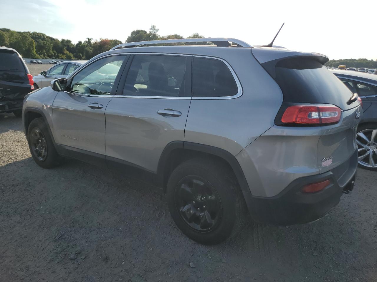 Lot #2861916852 2015 JEEP CHEROKEE L