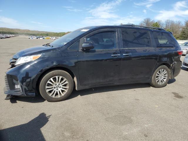 Toyota SIENNA XLE