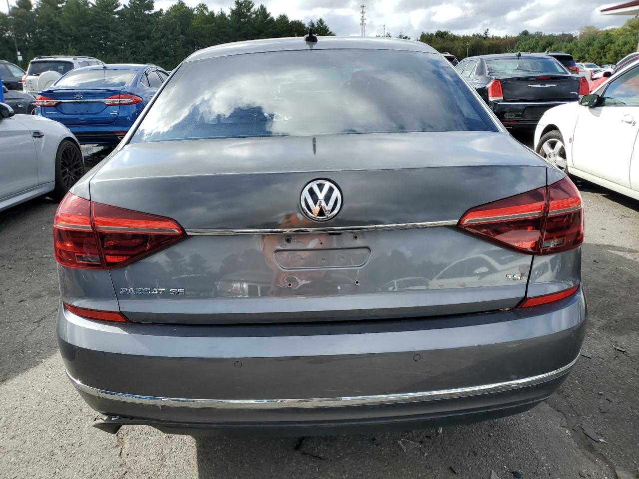 Lot #2928138395 2017 VOLKSWAGEN PASSAT SE