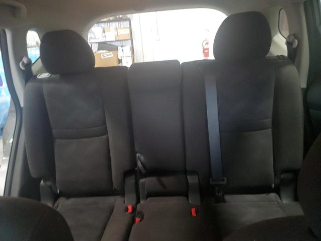 2015 NISSAN ROGUE S - KNMAT2MT8FP562739