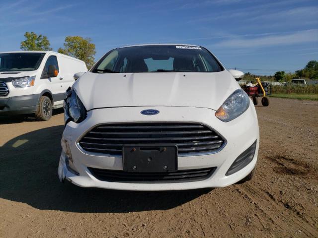 VIN 3FADP4BJ9FM117839 2015 Ford Fiesta, SE no.5