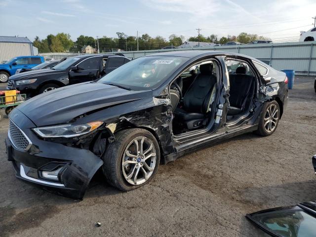 VIN 3FA6P0RU0KR121633 2019 Ford Fusion, Titanium no.1