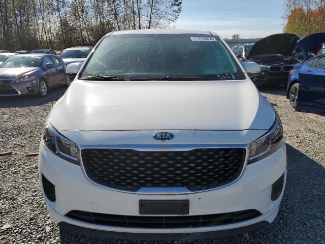 VIN KNDMA5C17G6185638 2016 KIA Sedona, L no.5