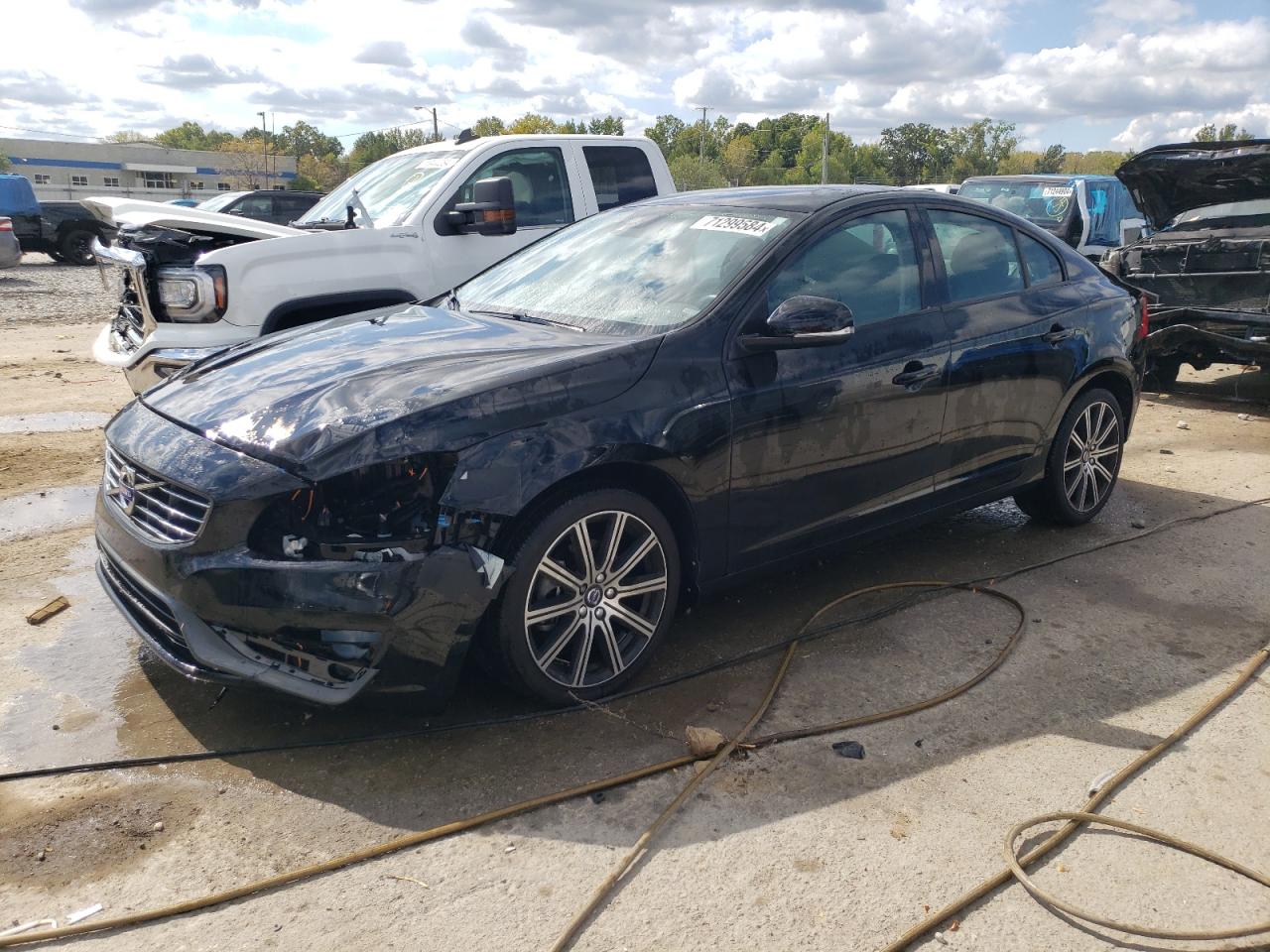 Lot #2923957964 2015 VOLVO S60