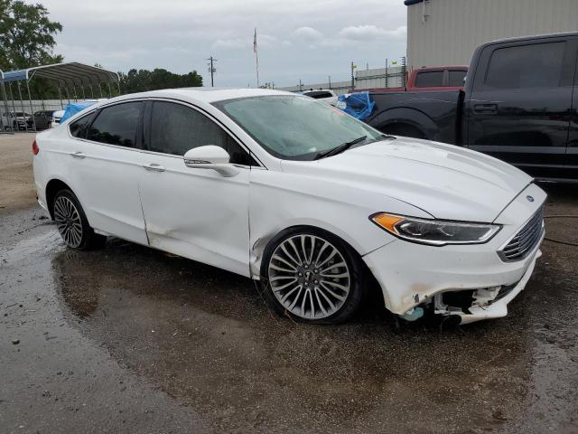 VIN 3FA6P0D93JR127878 2018 Ford Fusion, Titanium/Pl... no.4