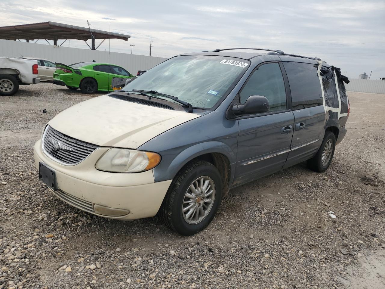 Chrysler Town and Country 2002 Limited