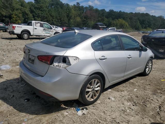 VIN 3KPFL4A70HE117861 2017 KIA Forte, LX no.3