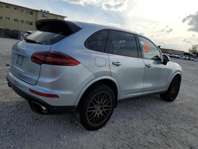 VIN WP1AA2A26HKA87298 2017 Porsche Cayenne no.3