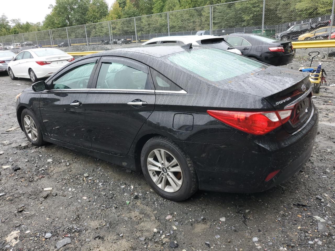 Lot #3020623971 2014 HYUNDAI SONATA GLS