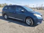 TOYOTA SIENNA LE photo