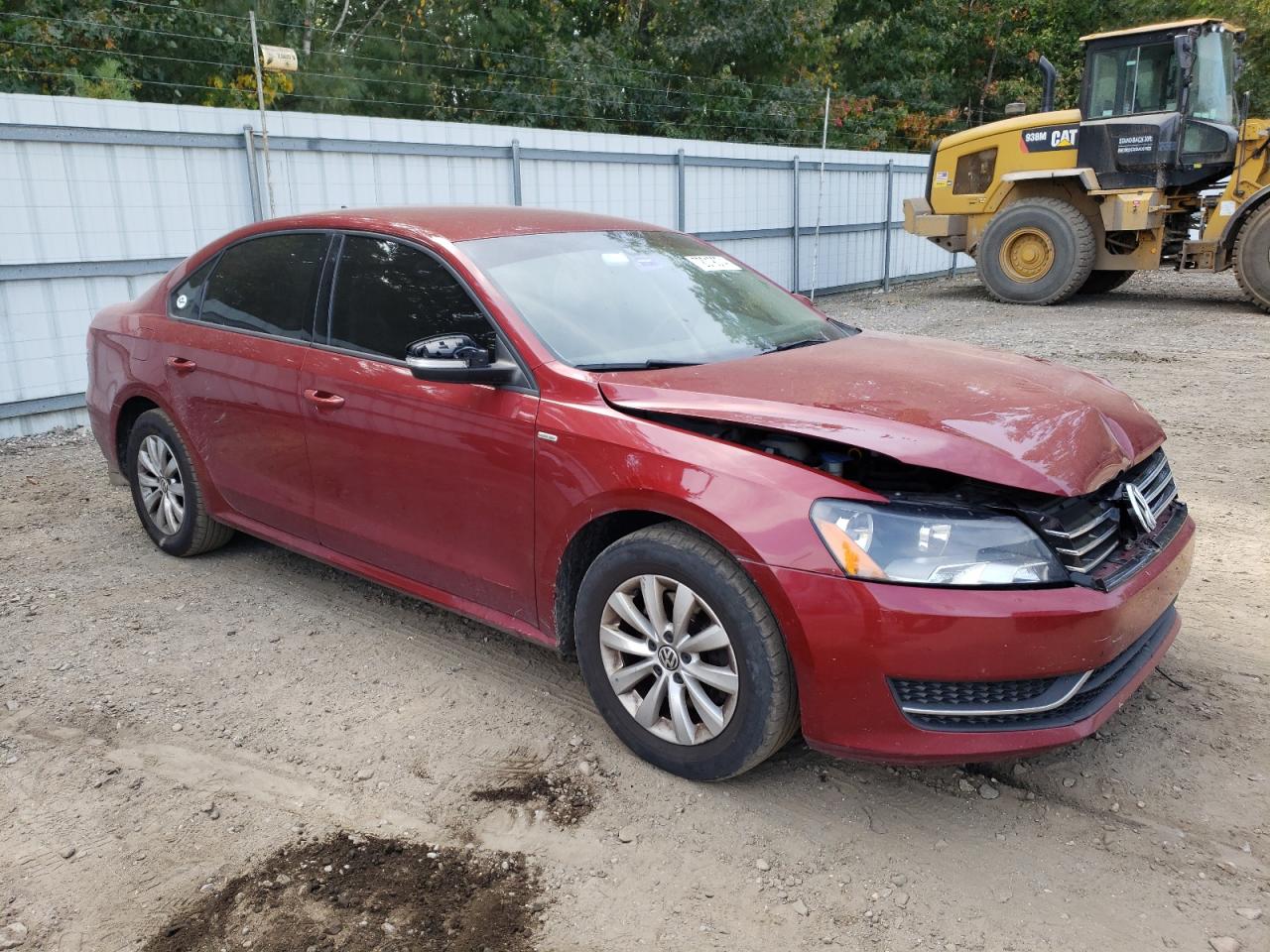 Lot #2862390997 2015 VOLKSWAGEN PASSAT S