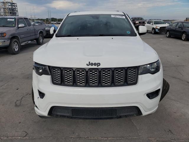 VIN 1C4RJEAG0JC430852 2018 JEEP GRAND CHEROKEE no.5