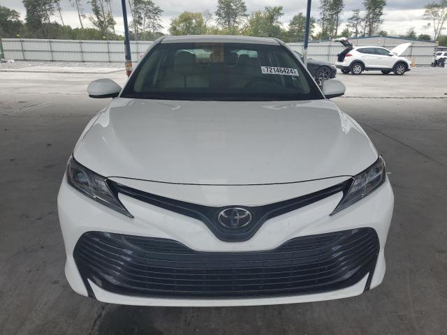 2018 TOYOTA CAMRY L - 4T1B11HK6JU638017