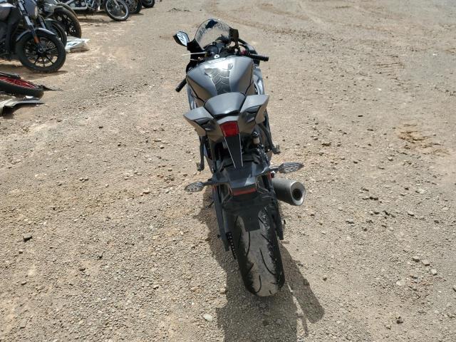 2018 YAMAHA YZFR6 JYARJ28E4JA002681