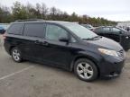 TOYOTA SIENNA LE photo