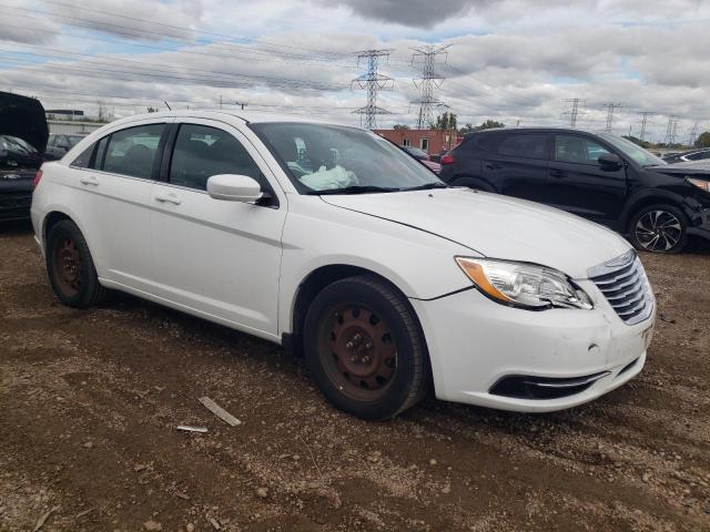 VIN 1C3CCBAB8EN141686 2014 Chrysler 200, LX no.4