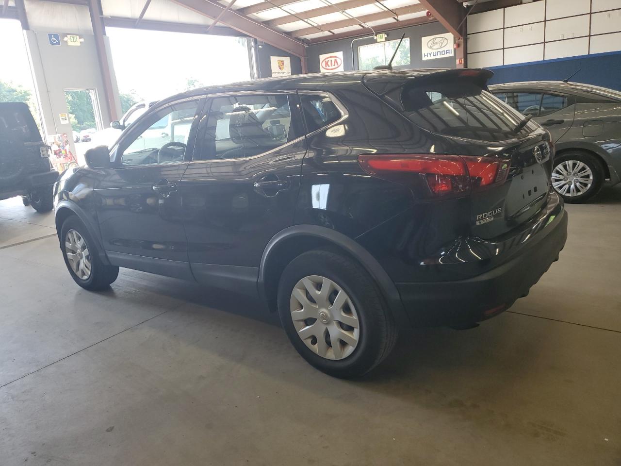 Lot #2824003608 2019 NISSAN ROGUE SPOR