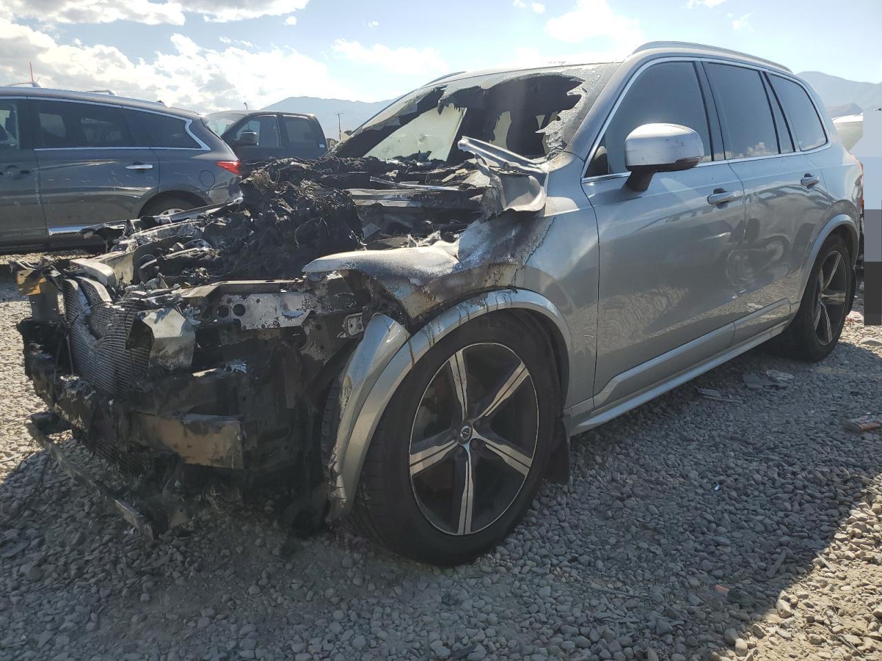 YV4102PM6K1508637 VOLVO XC90 T5 R- 2019