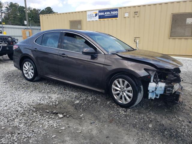 VIN 4T1B11HK6JU014914 2018 Toyota Camry, L no.4