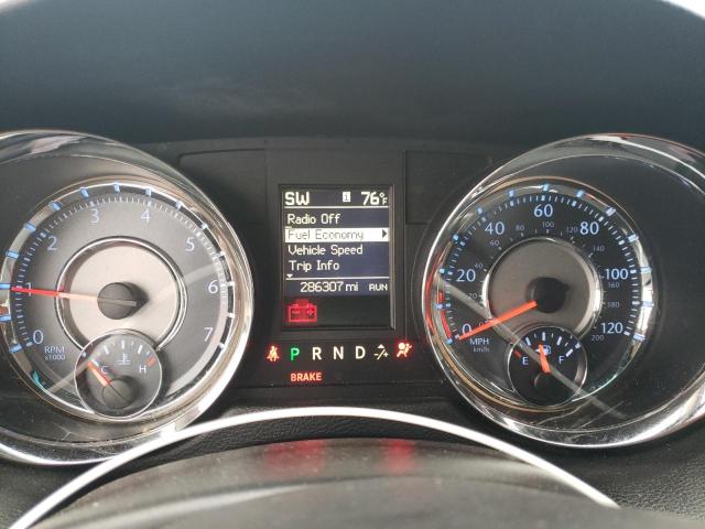 2016 CHRYSLER TOWN & COU - 2C4RC1BG9GR213026