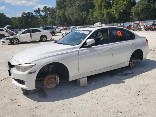 VIN WBA3C3C54DF981379 2013 BMW 3 Series, 320 I Xdrive no.1