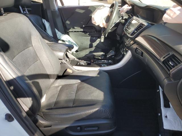 2017 HONDA ACCORD TOU - JHMCR6F71HC023936
