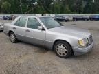 MERCEDES-BENZ E 320 photo