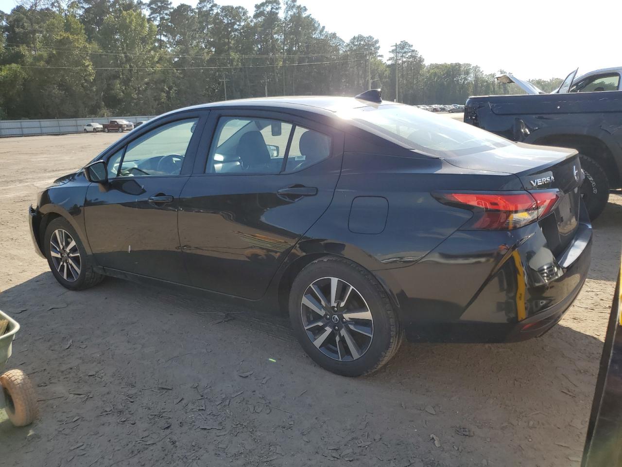 Lot #2943141404 2021 NISSAN VERSA SV