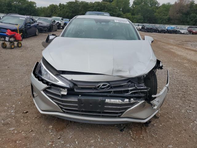 2019 HYUNDAI ELANTRA SE - 5NPD84LF7KH409085