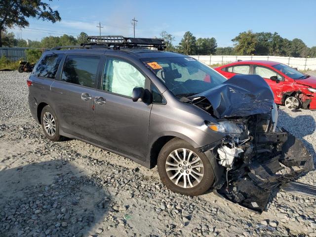 VIN 5TDYZ3DC9LS035121 2020 Toyota Sienna, Xle no.4