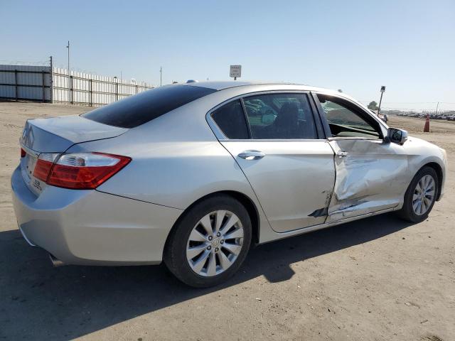 VIN 1HGCR3F96EA030133 2014 Honda Accord, Touring no.3