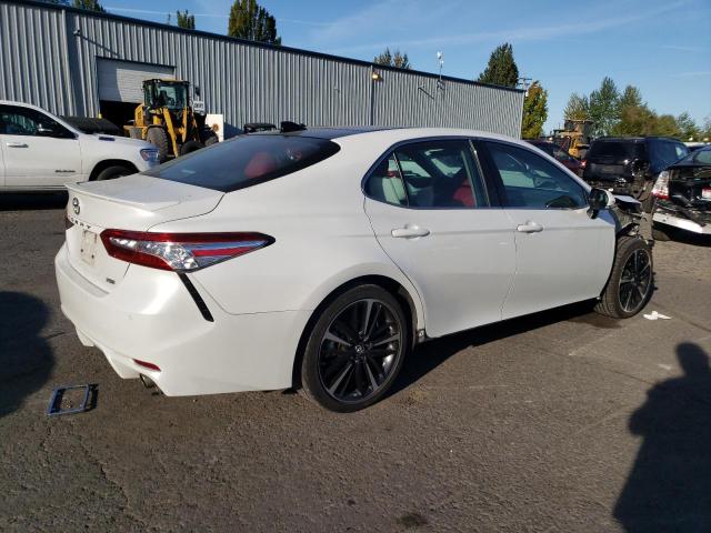 VIN 4T1BZ1HKXJU506483 2018 Toyota Camry, Xse no.3