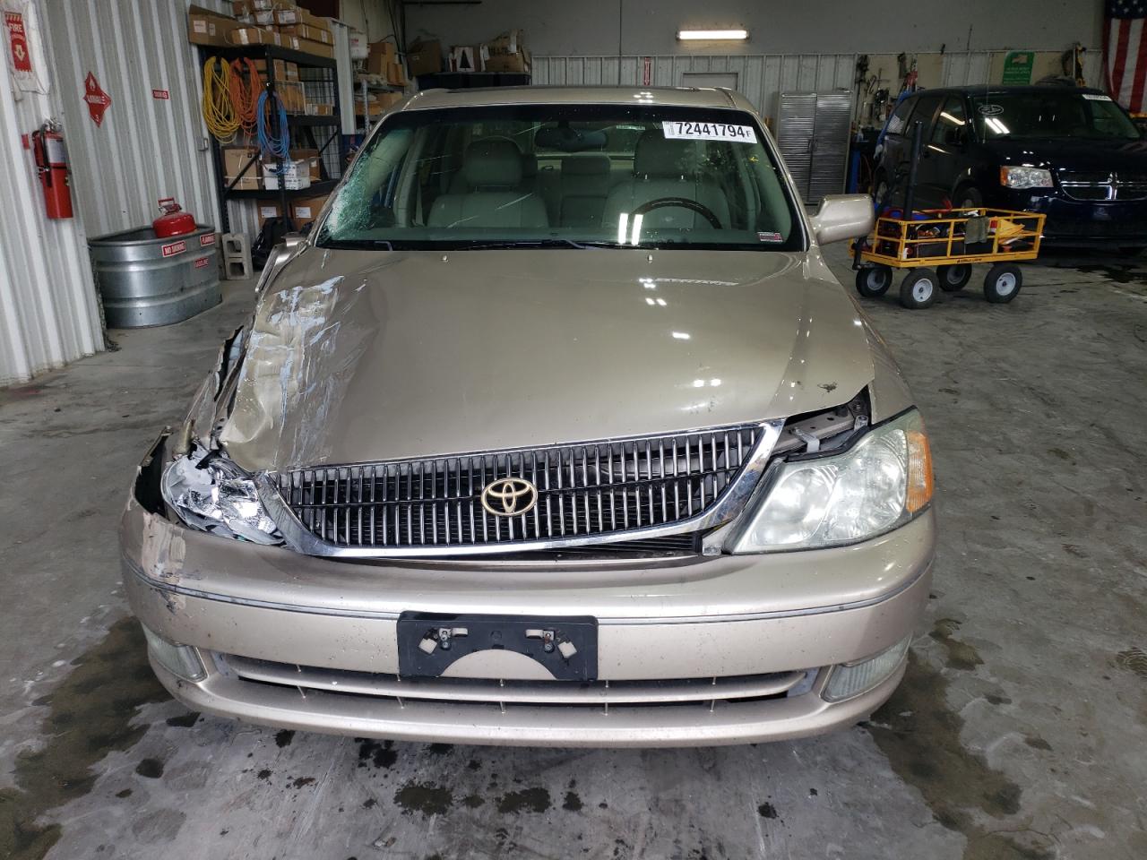 Lot #2886246595 2004 TOYOTA AVALON XL