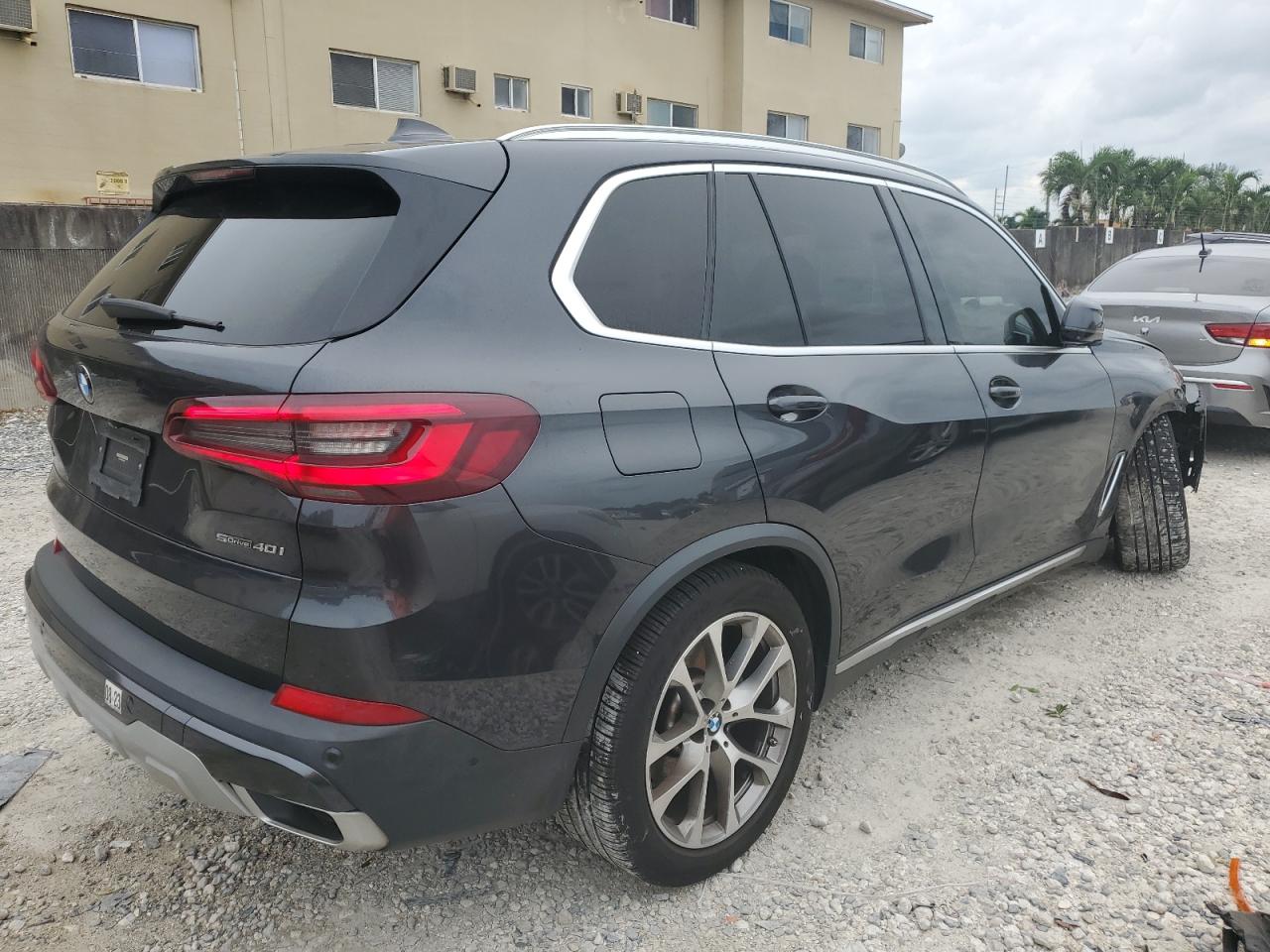 Lot #2981365638 2021 BMW X5 SDRIVE