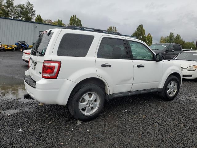 FORD ESCAPE XLT 2010 white 4dr spor flexible fuel 1FMCU0DG9AKC79829 photo #4