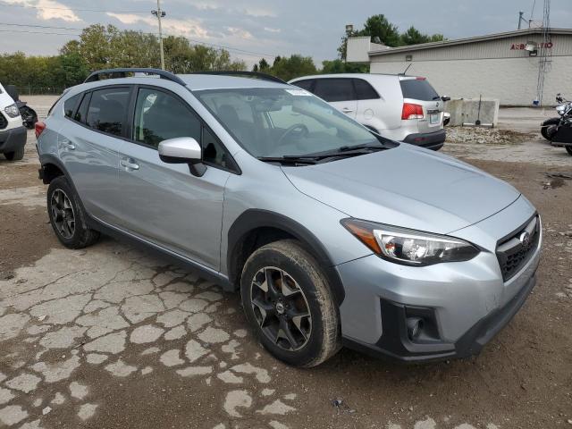 VIN JF2GTADC2JH329433 2018 Subaru Crosstrek, Premium no.4