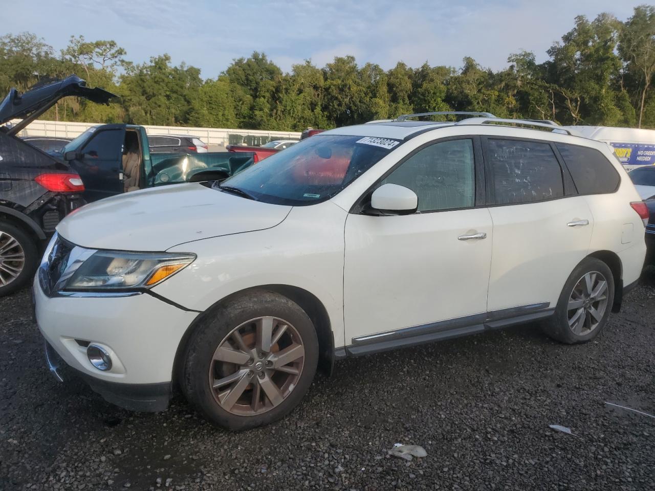 Lot #2840652155 2015 NISSAN PATHFINDER