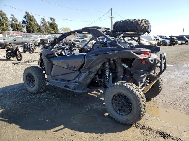 2017 CAN-AM MAVERICK X - 3JBVDAW20HK000161